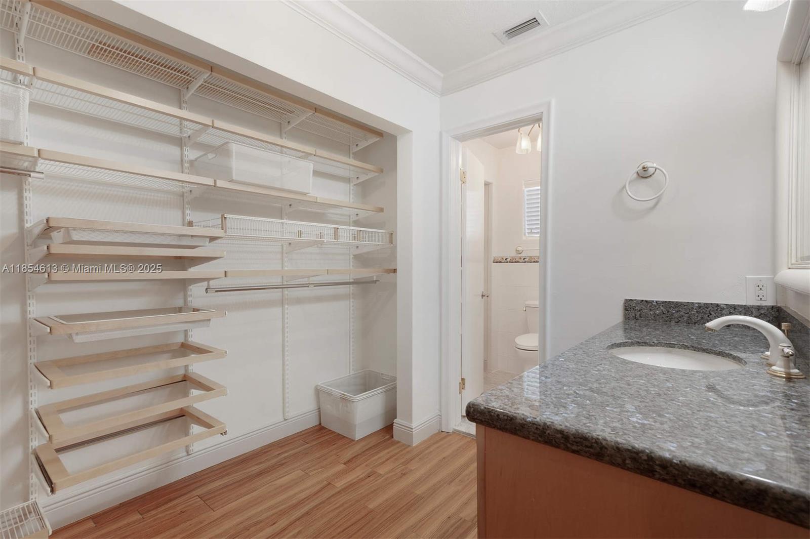 SUNILAND ESTATES - Residential