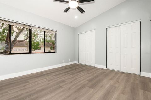 Tiny photo for 7111 SW 42nd Pl, Davie, FL 33314 (MLS # A12007735)