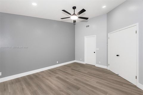 Tiny photo for 7111 SW 42nd Pl, Davie, FL 33314 (MLS # A12007735)