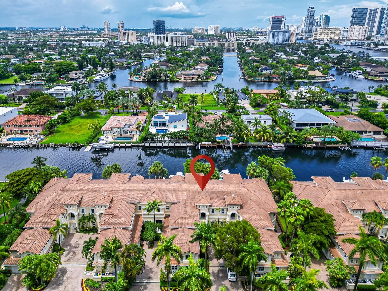 THE COURTYARDS AT THE POI - Residential