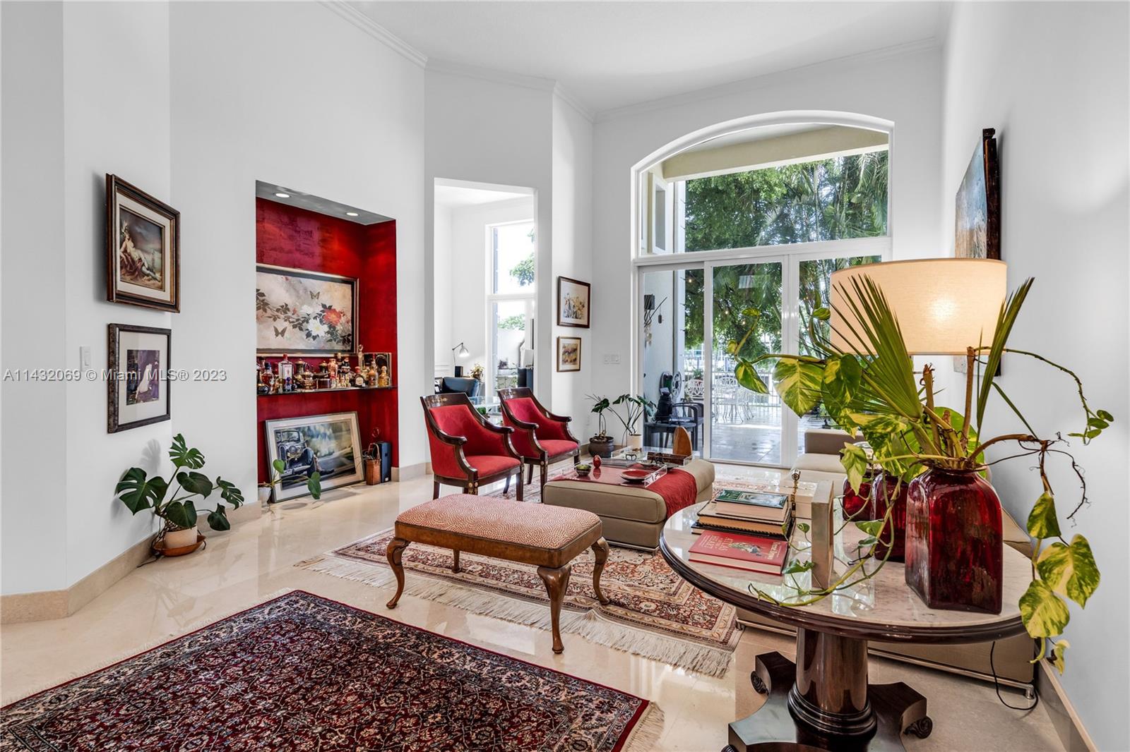 THE COURTYARDS AT THE POI - Residential