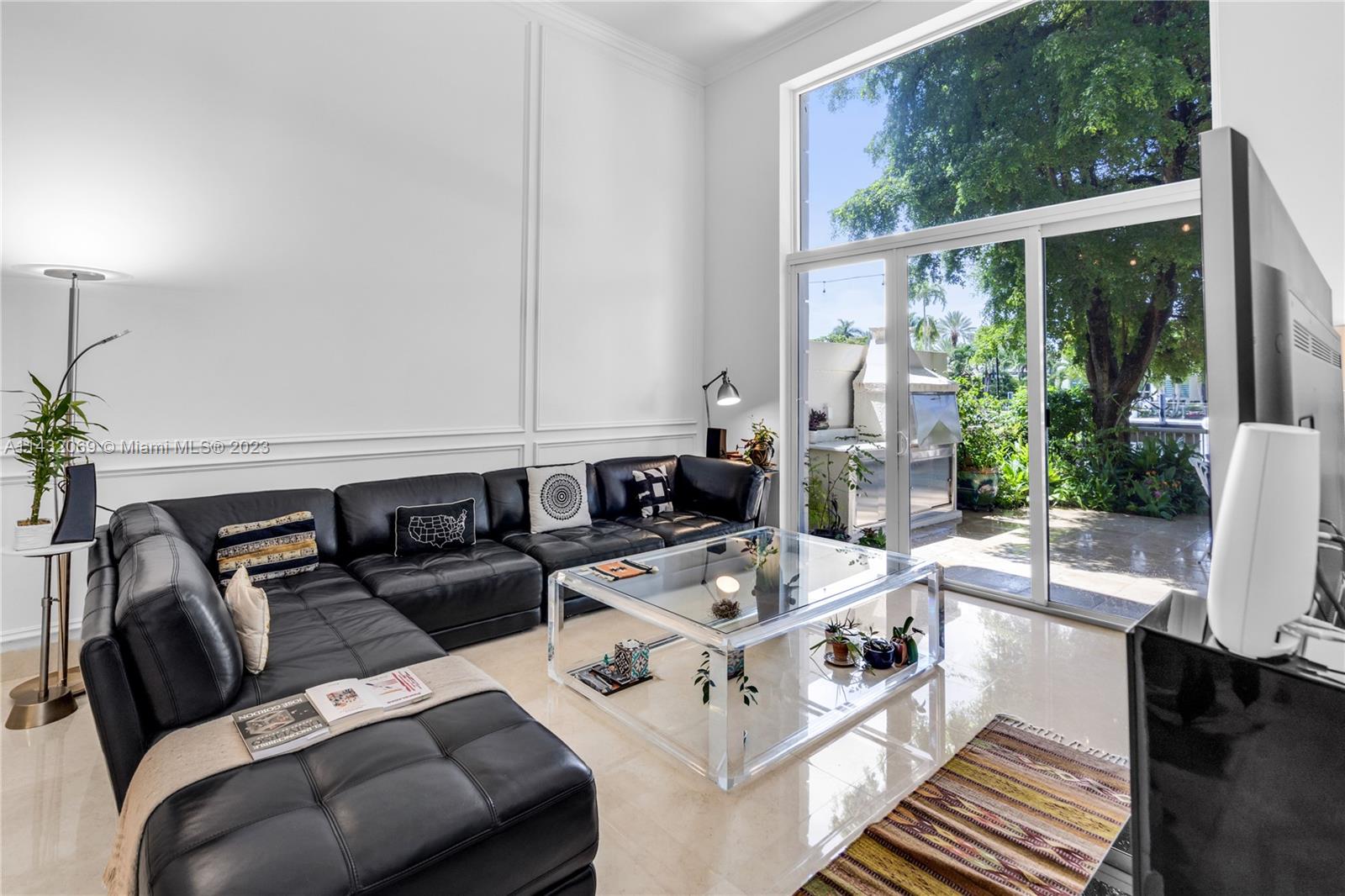 THE COURTYARDS AT THE POI - Residential