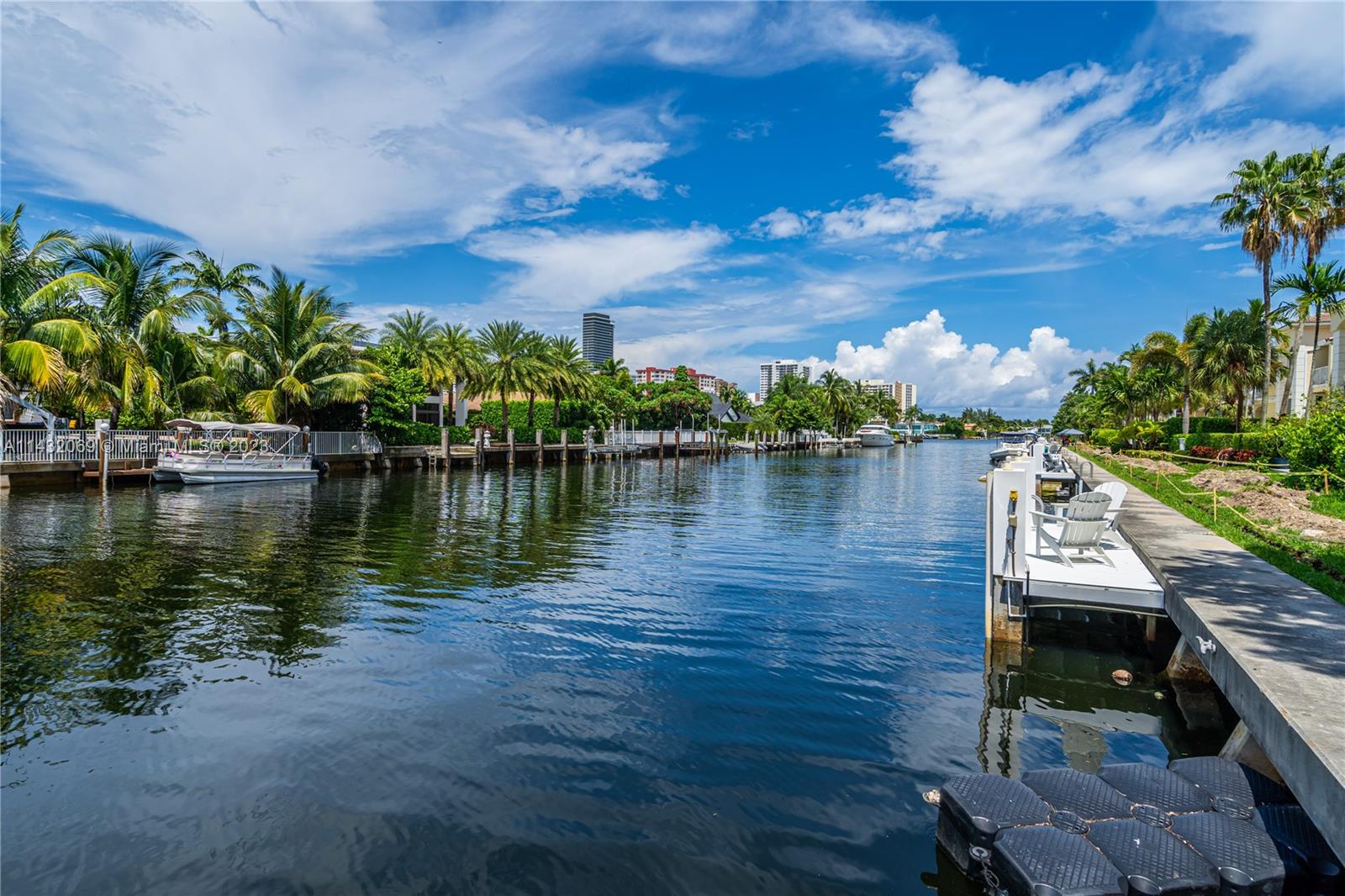 THE COURTYARDS AT THE POI - Residential