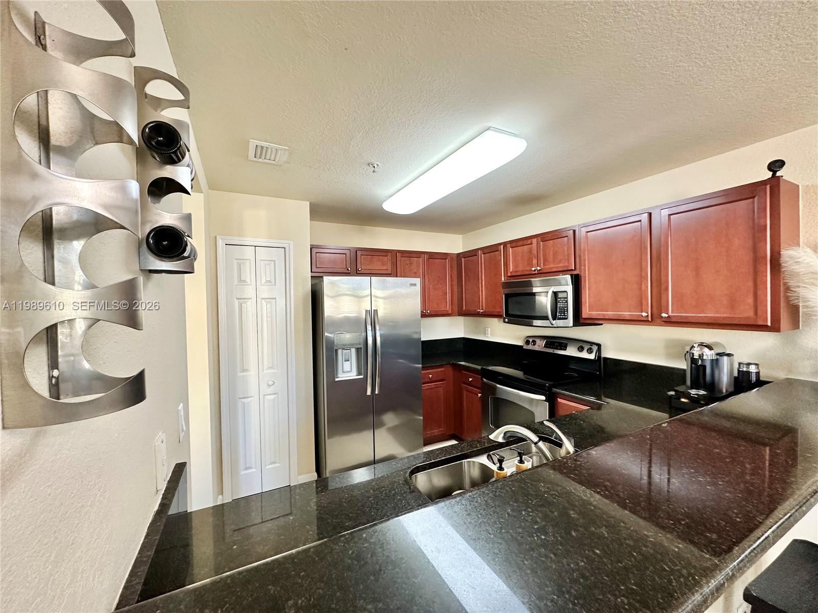 ST MORTIZ AT DORAL CONDO - Residential Lease