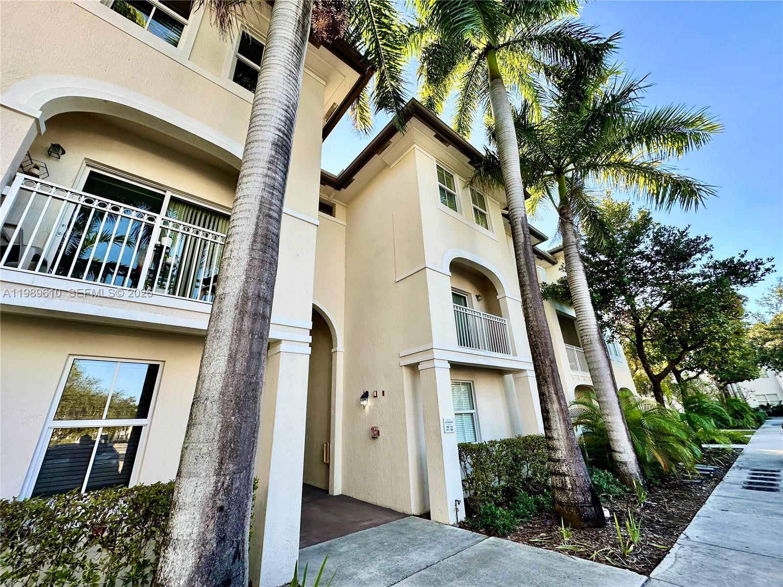 ST MORTIZ AT DORAL CONDO - Residential Lease