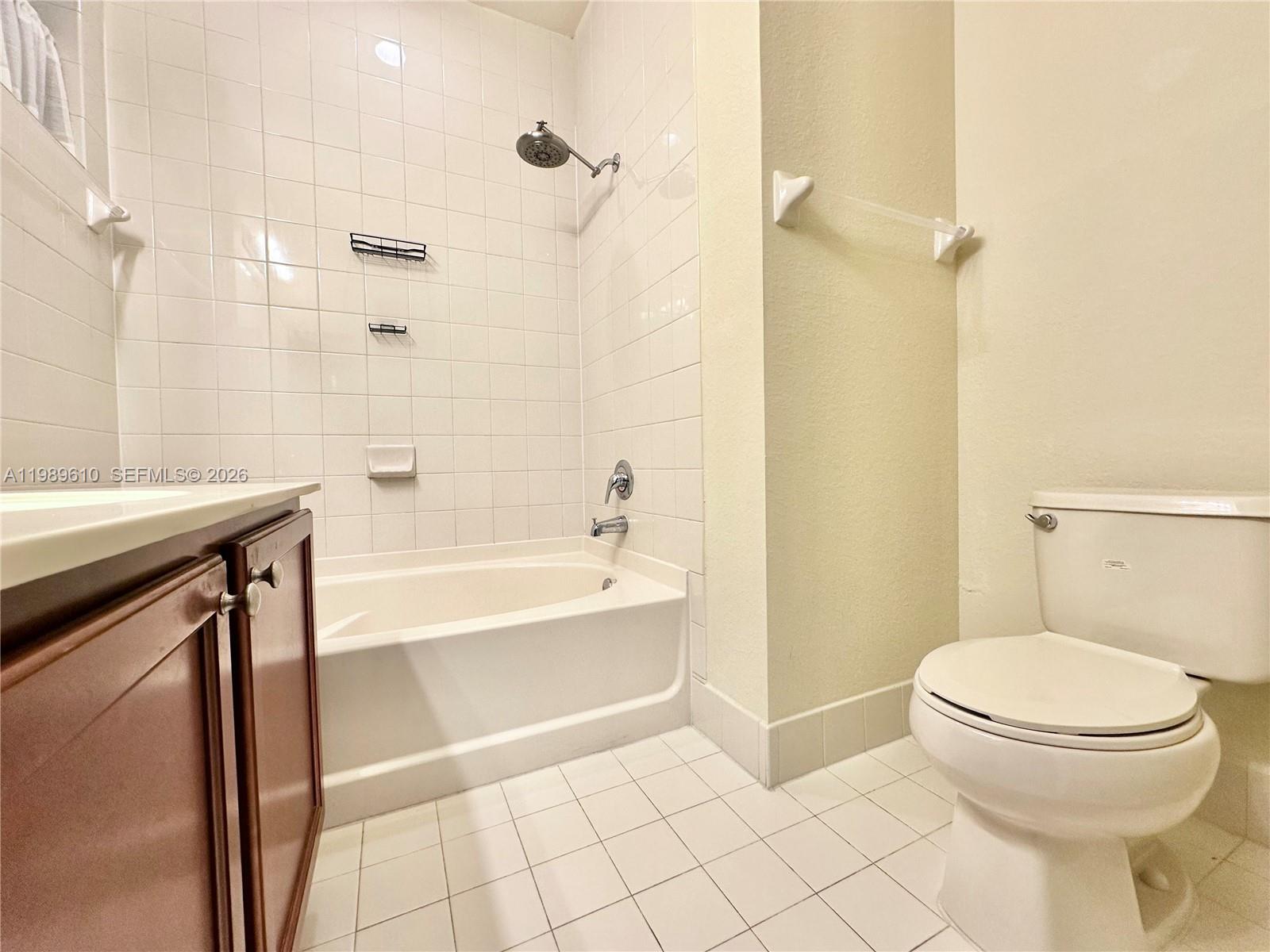 ST MORTIZ AT DORAL CONDO - Residential Lease