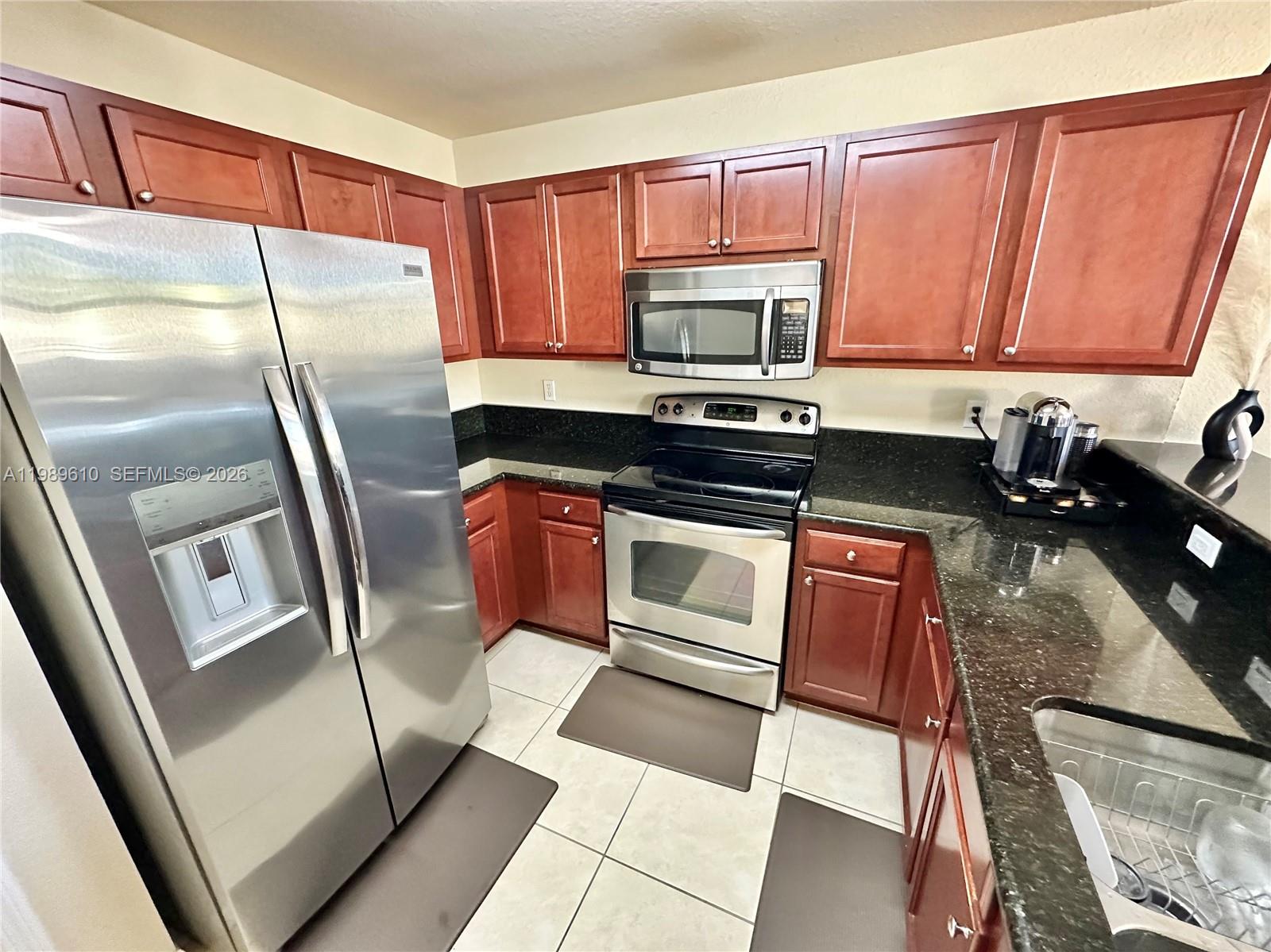ST MORTIZ AT DORAL CONDO - Residential Lease