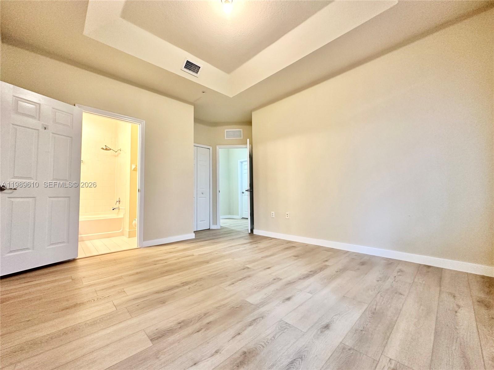ST MORTIZ AT DORAL CONDO - Residential Lease