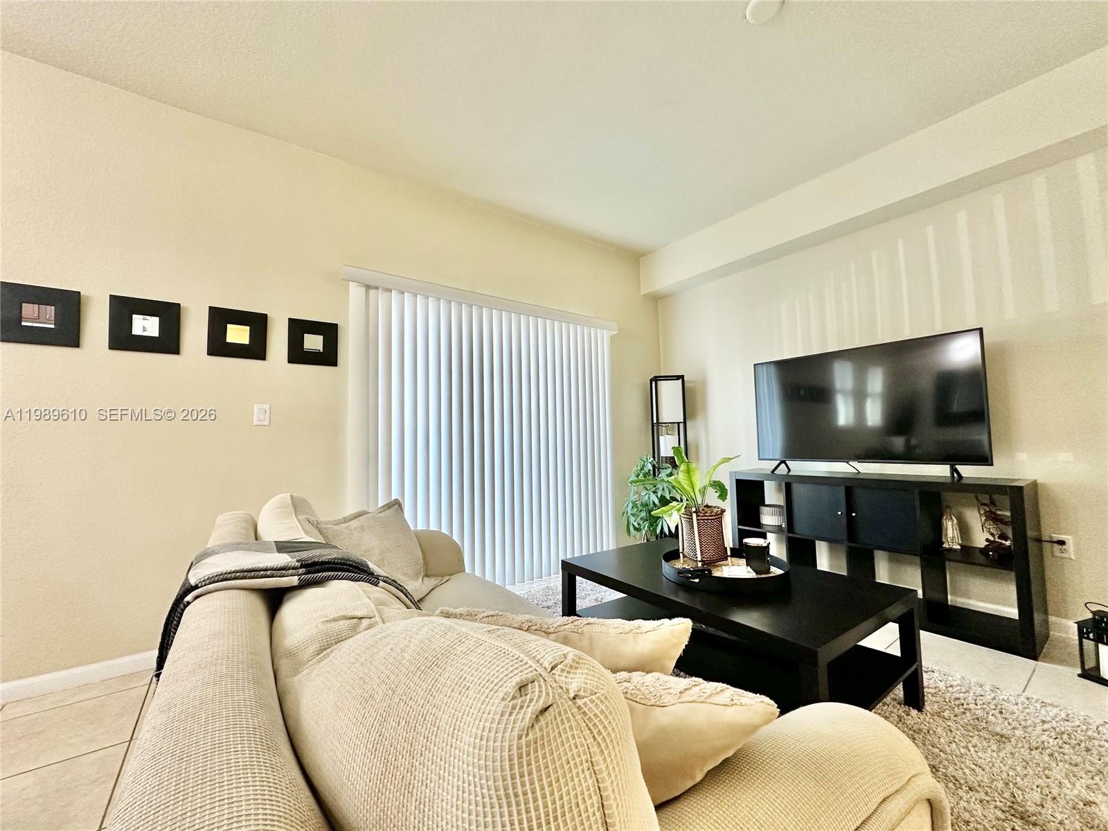 ST MORTIZ AT DORAL CONDO - Residential Lease