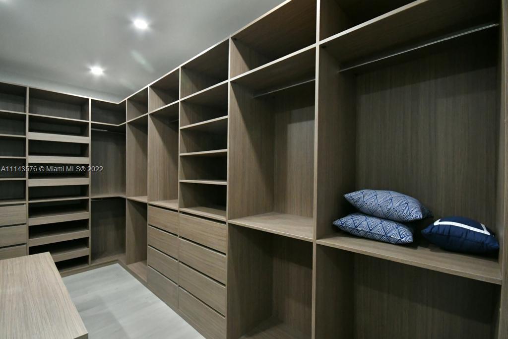 KING PARK - Residential