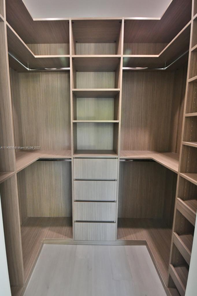 KING PARK - Residential