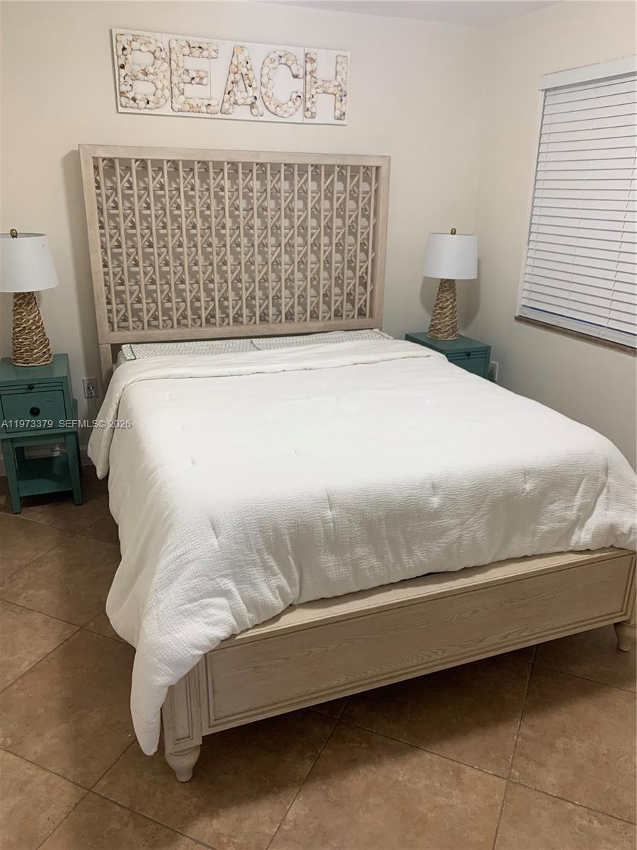 65821 Overseas Hwy #211