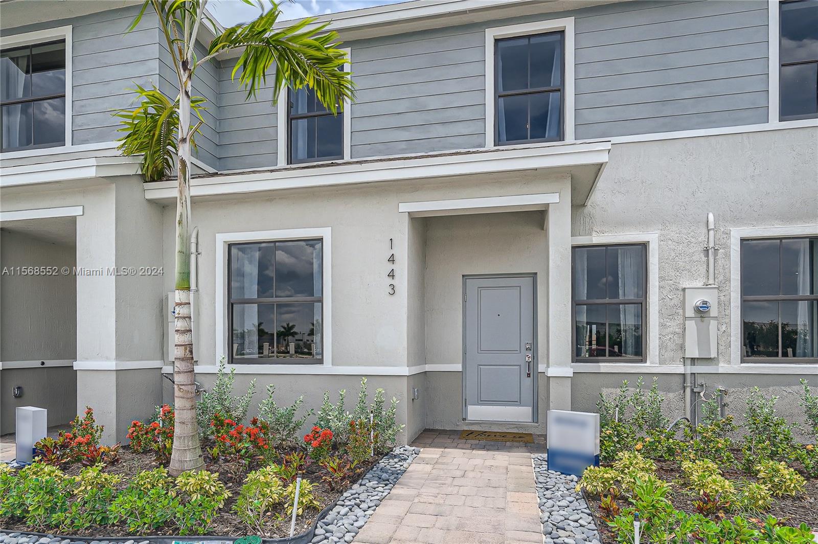Palm Cay - Residential