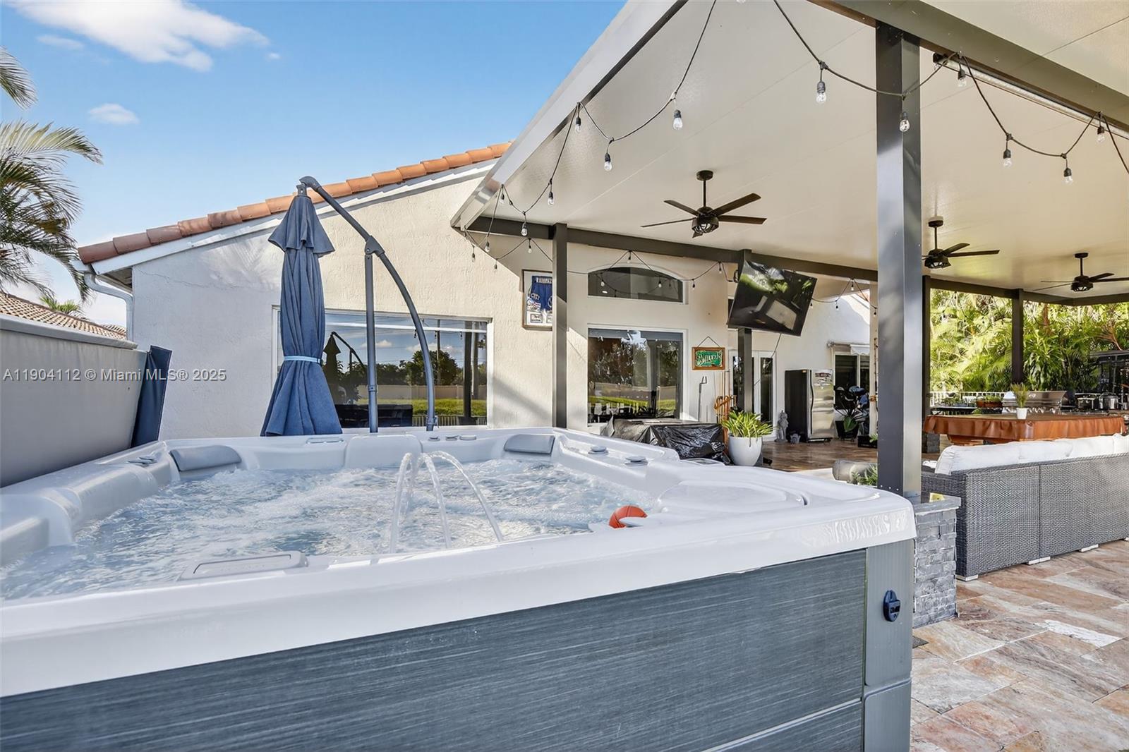 VULCAN MATERIALS COMPANY - Residential Lease