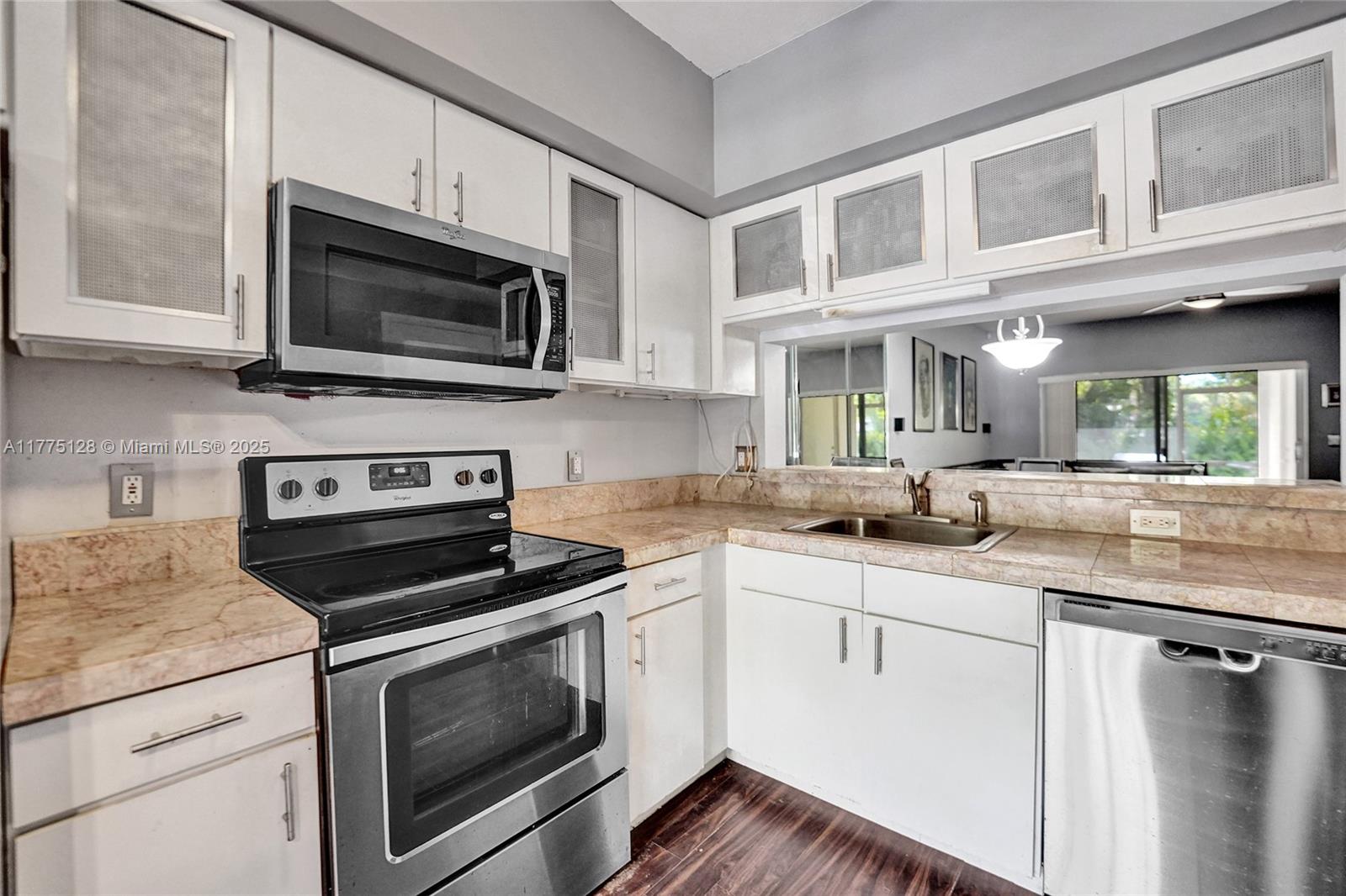 140 SW 96th Ave 17-2