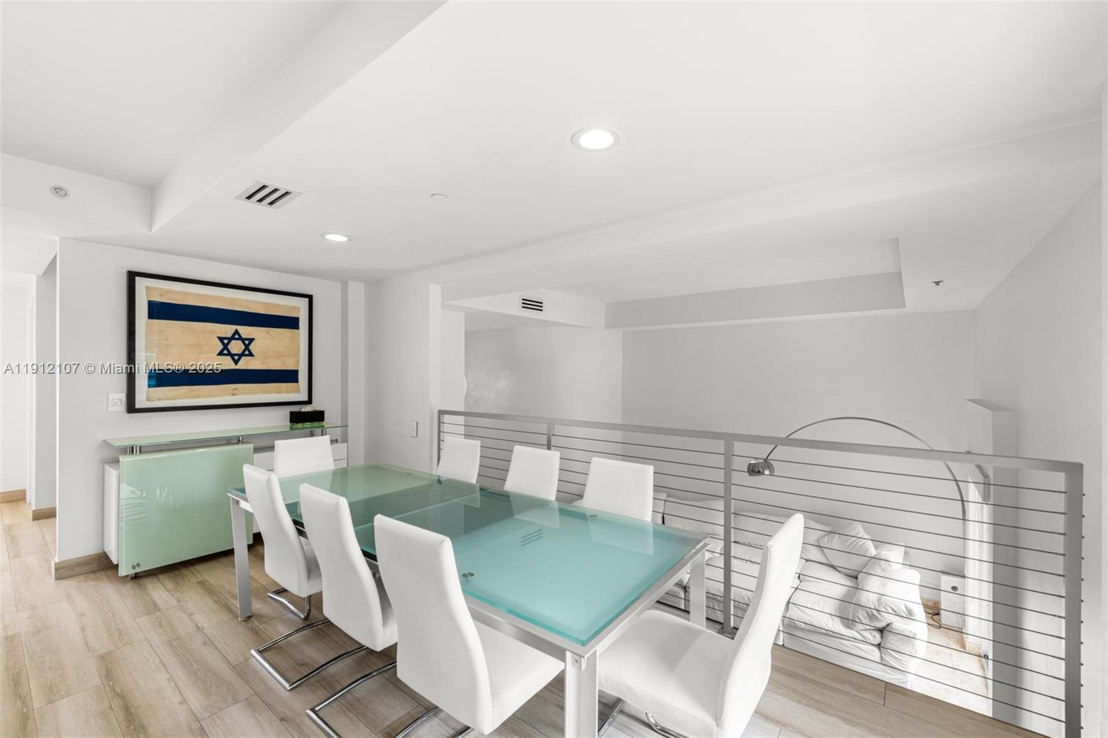 THE COURTS AT SOUTH BEACH - Residential Lease