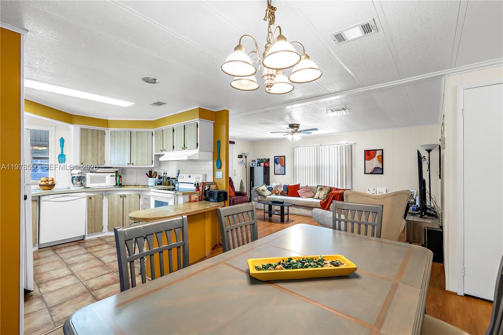 HIGHLAND MEADOWS ESTATES - Residential