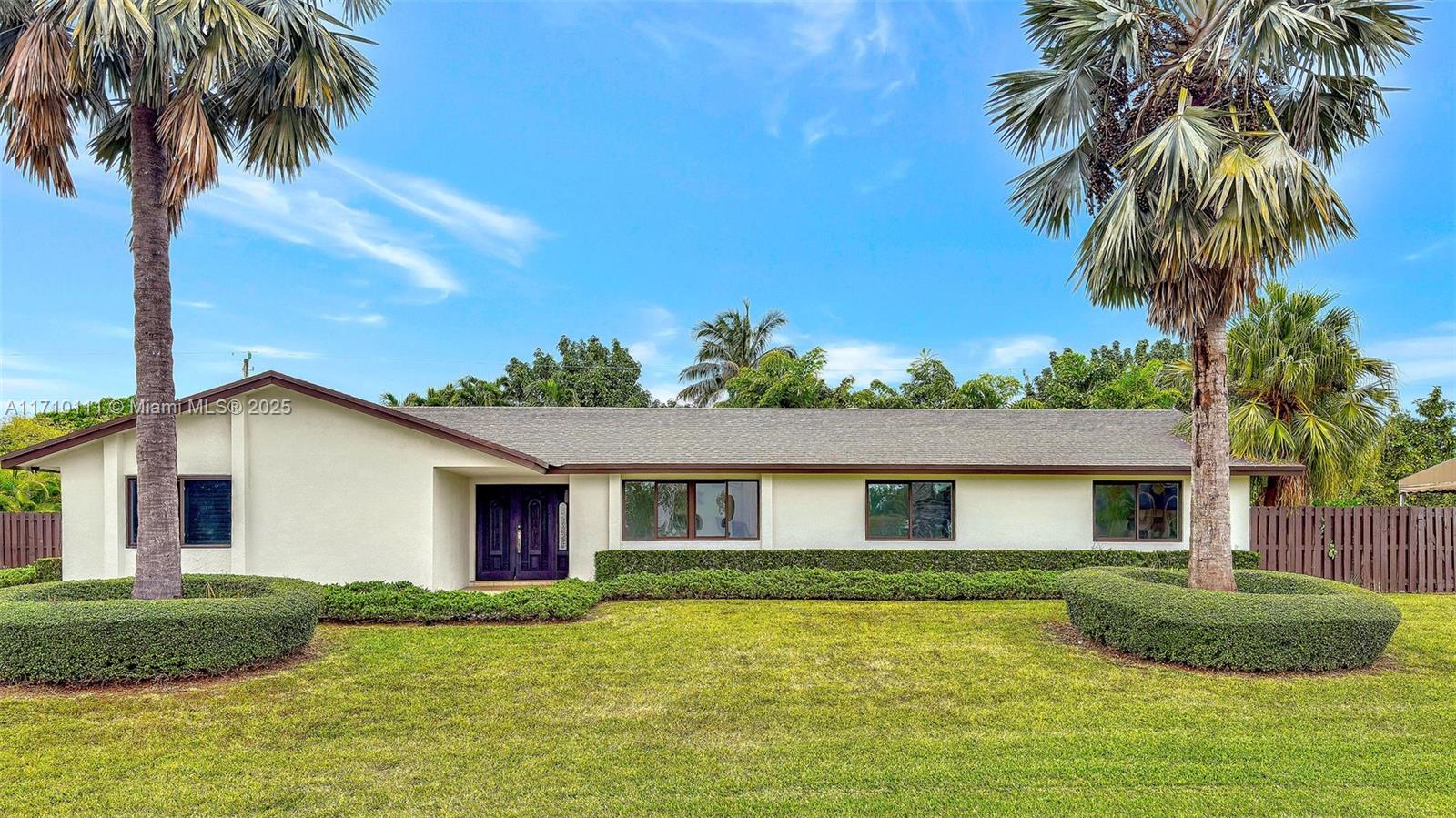 8531 SW 185th Ter