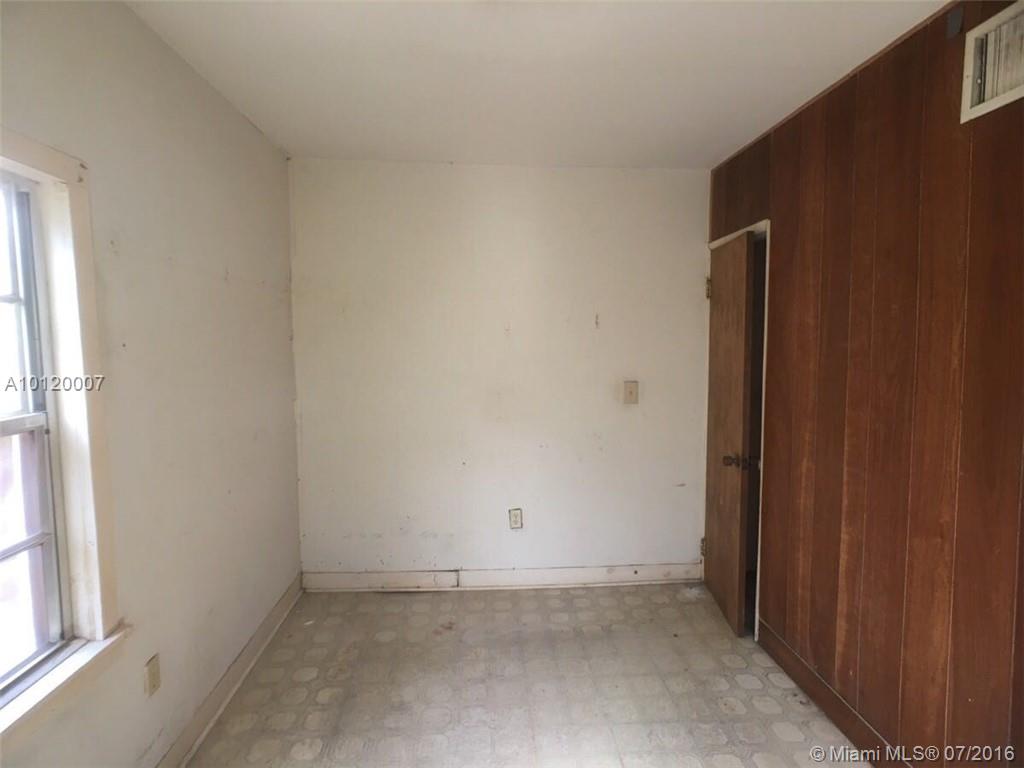 Coral Way Park Sec B - Residential