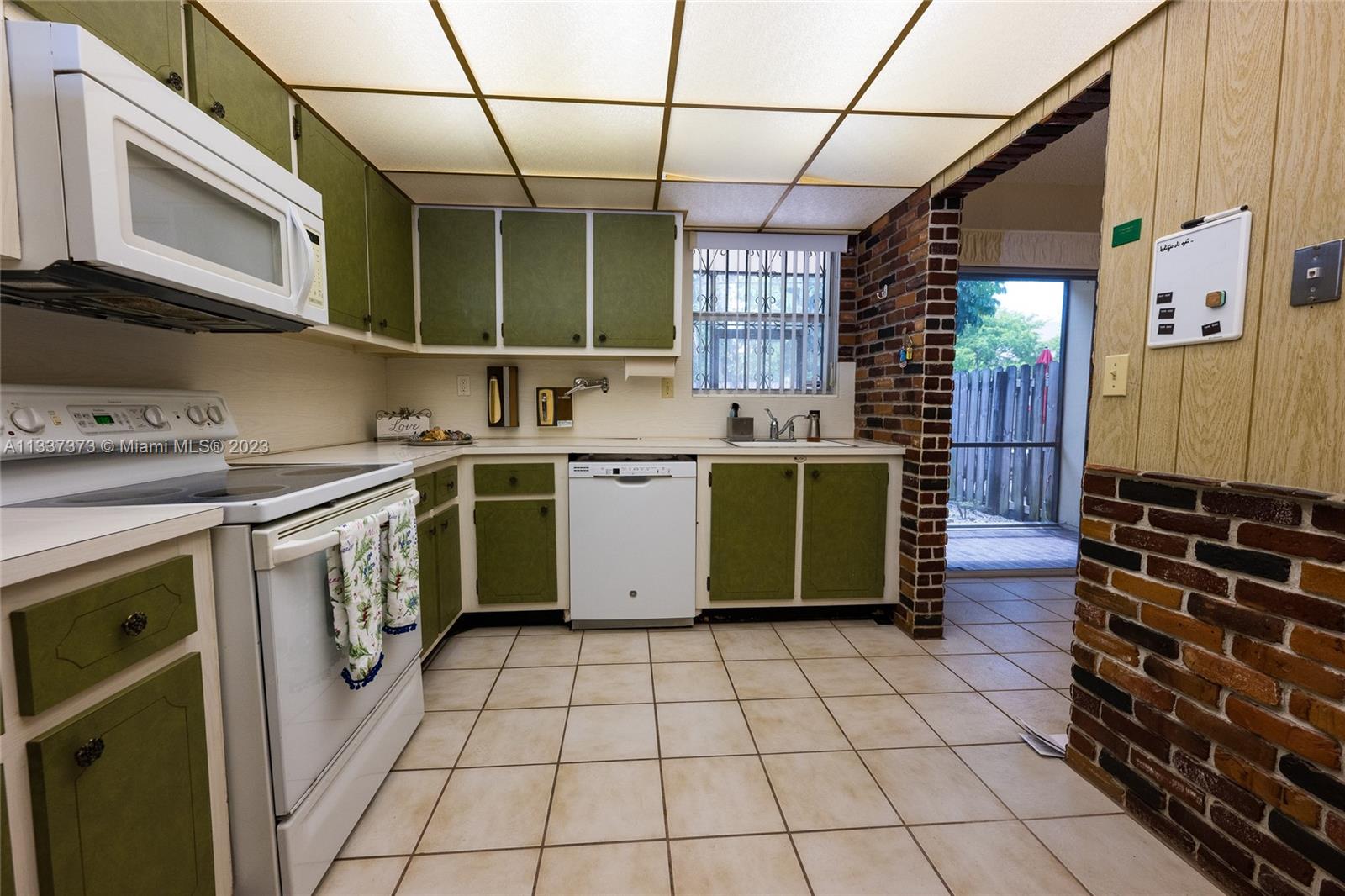 Photo 11 of 46 of 8453 SW 137th Ave 8453 townhome