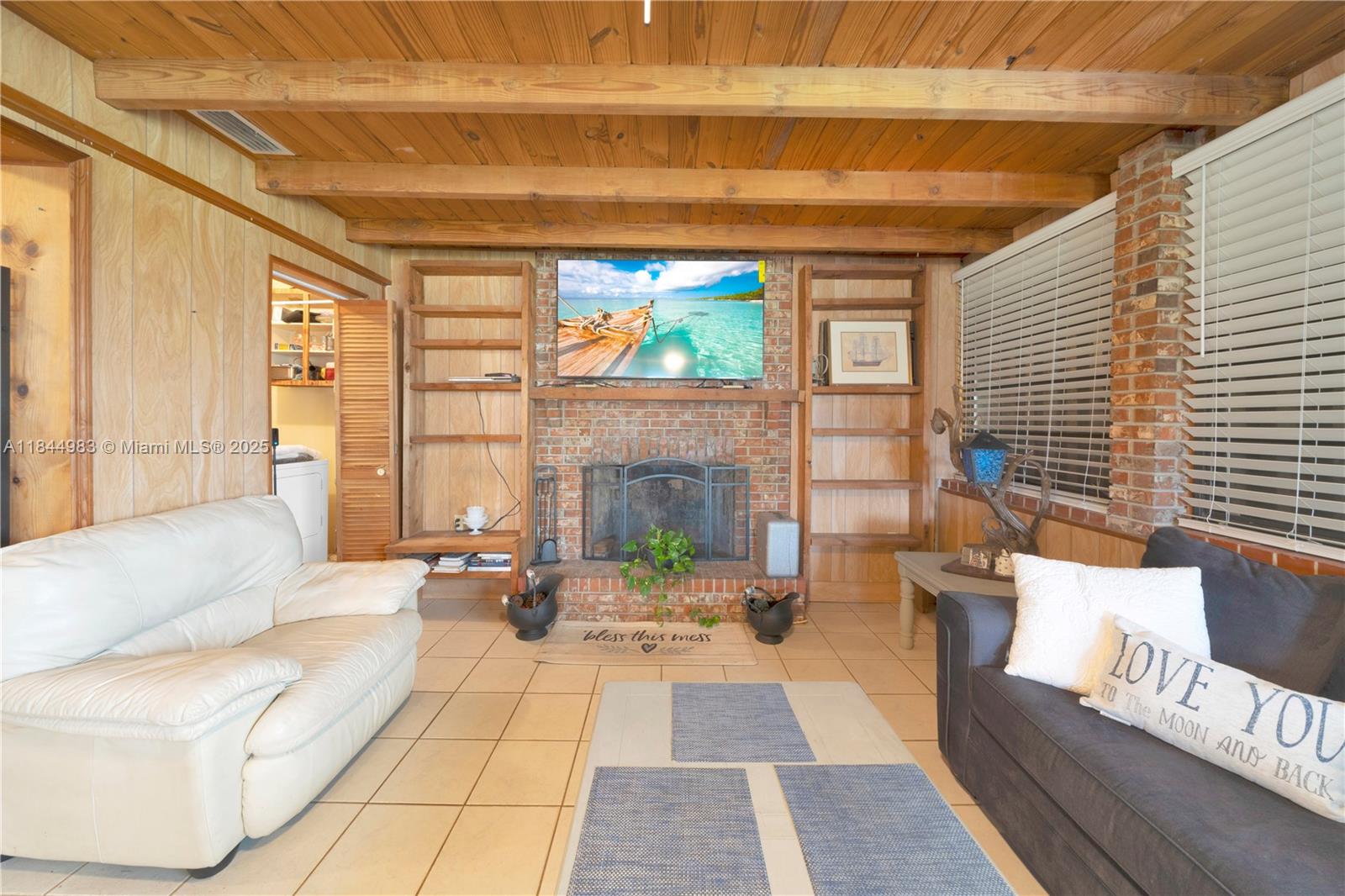 S CORAL HOMES SEC 3 - Residential