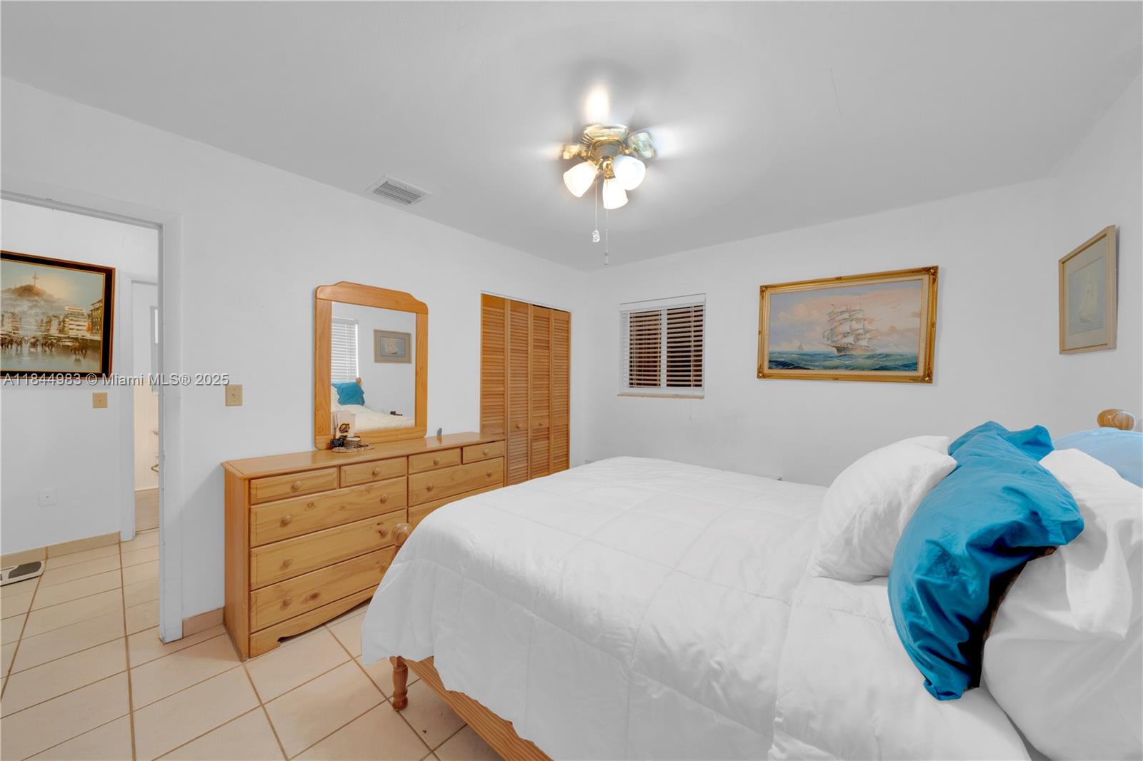 S CORAL HOMES SEC 3 - Residential