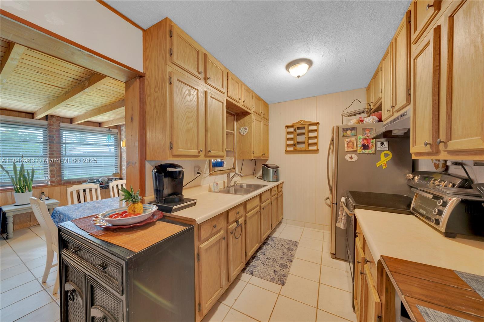 S CORAL HOMES SEC 3 - Residential