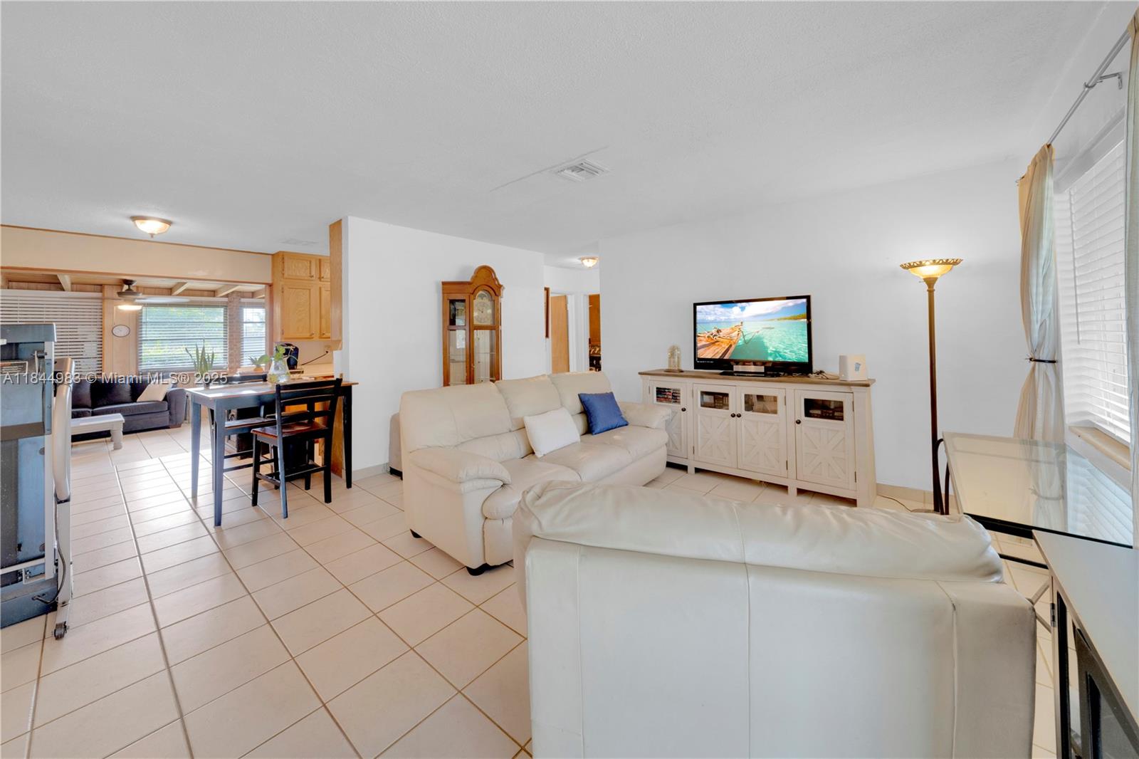 S CORAL HOMES SEC 3 - Residential