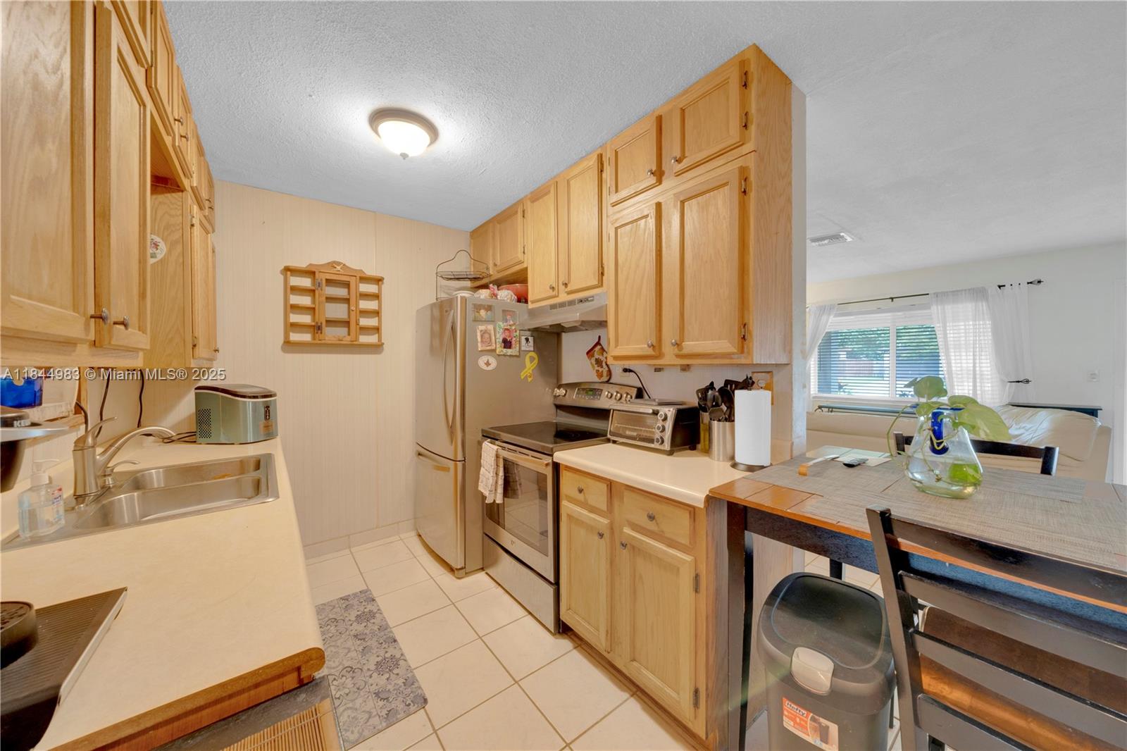 S CORAL HOMES SEC 3 - Residential