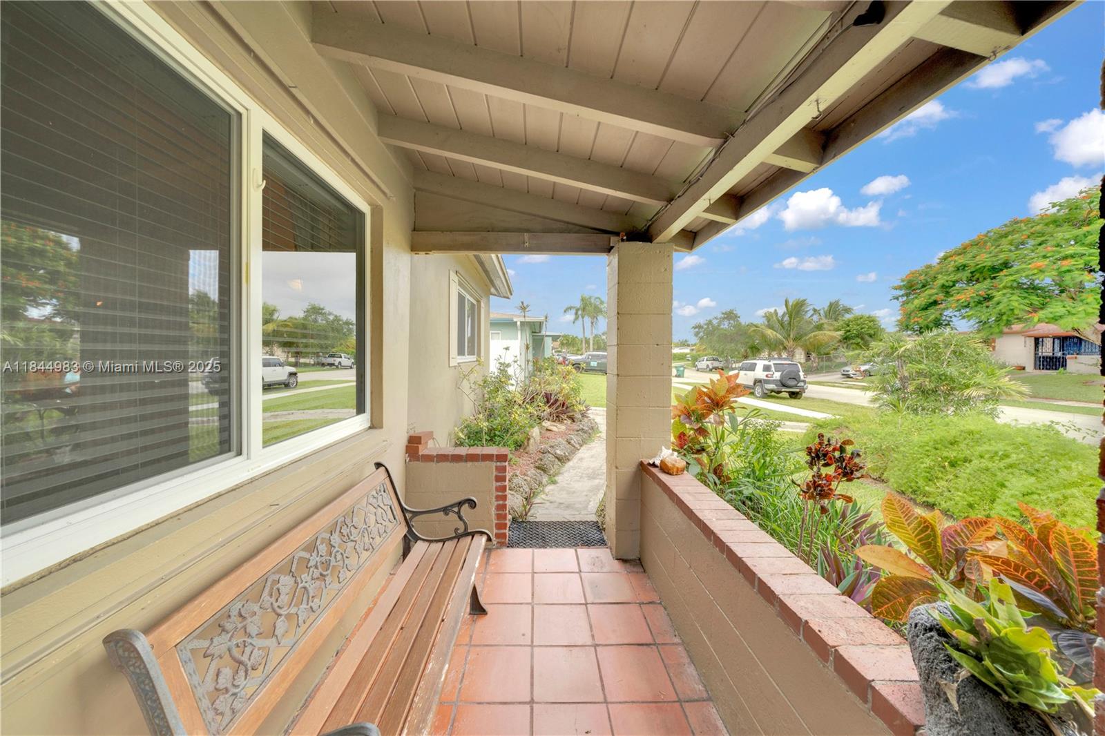 S CORAL HOMES SEC 3 - Residential