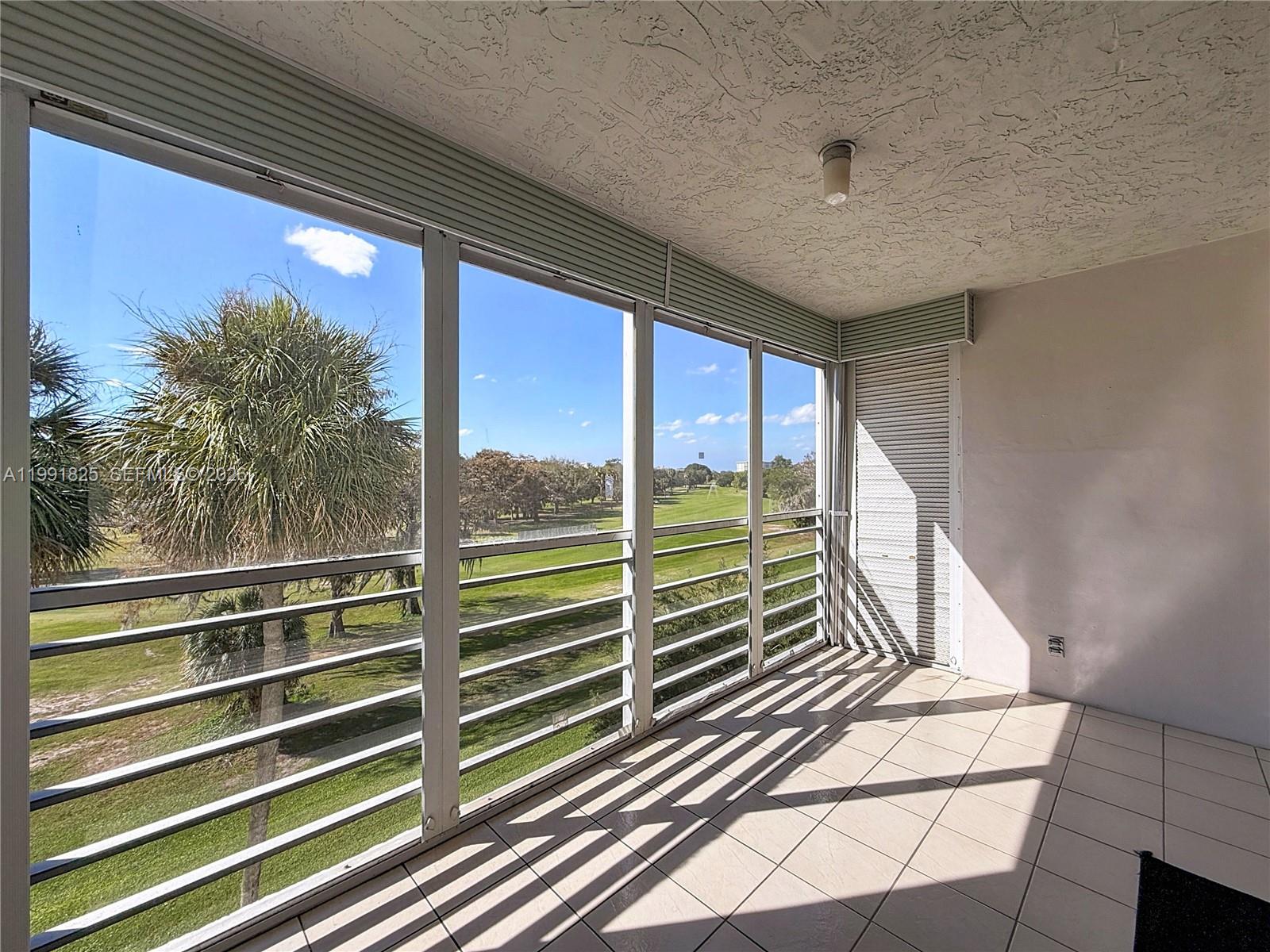 NO 60 PALM-AIRE COUNTRY C - Residential Lease