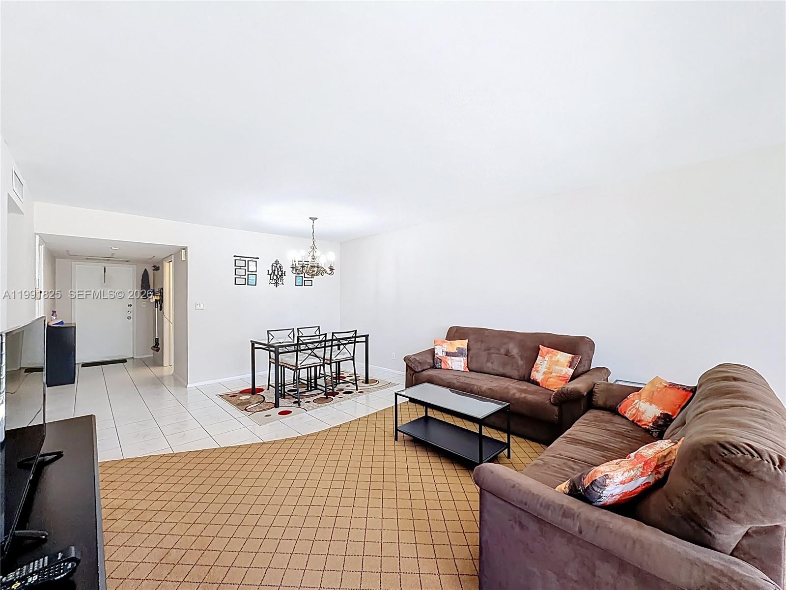 605 Oaks Dr 405