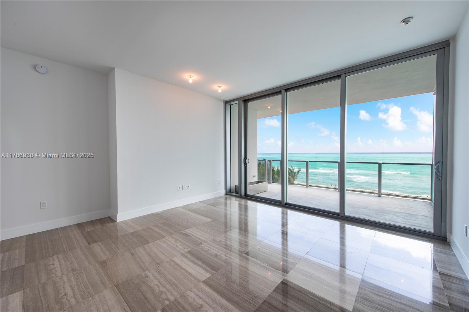 L'ATELIER CONDO - Residential