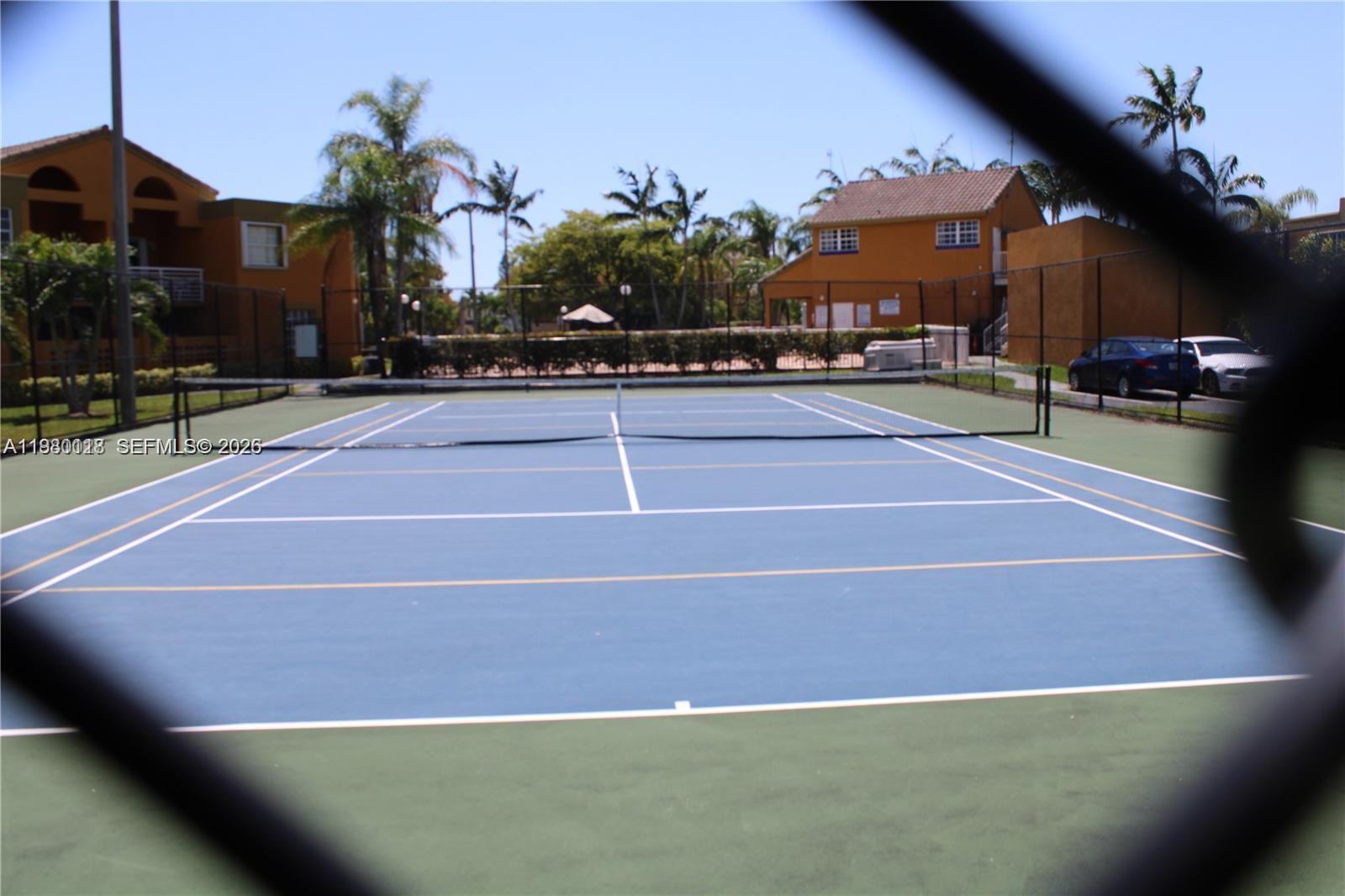 SOLEIL AT FONTAINEBLEAU C - Residential Lease