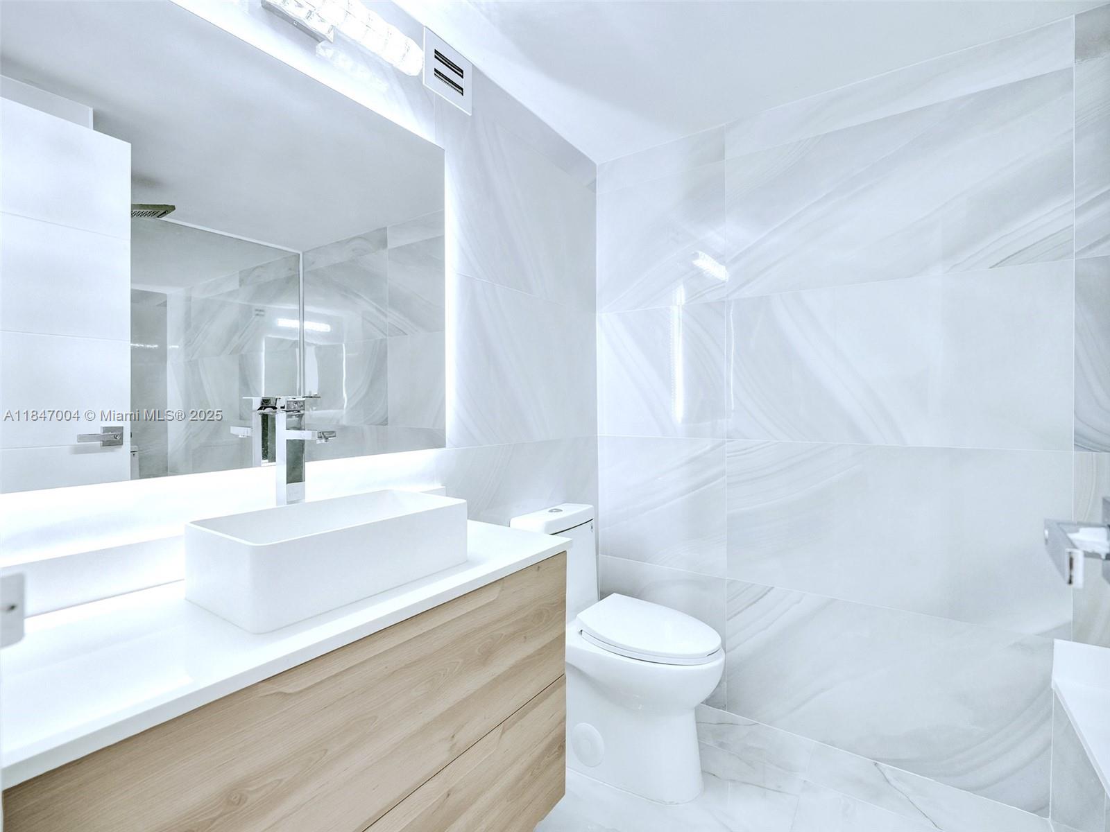 AVANT GARDE CONDO - Residential