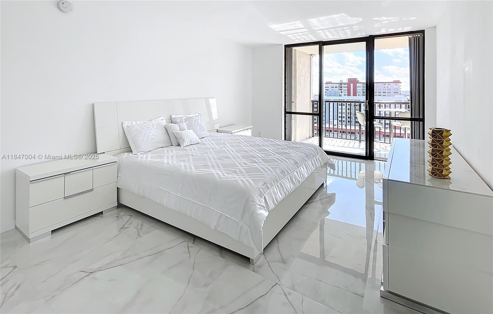 AVANT GARDE CONDO - Residential