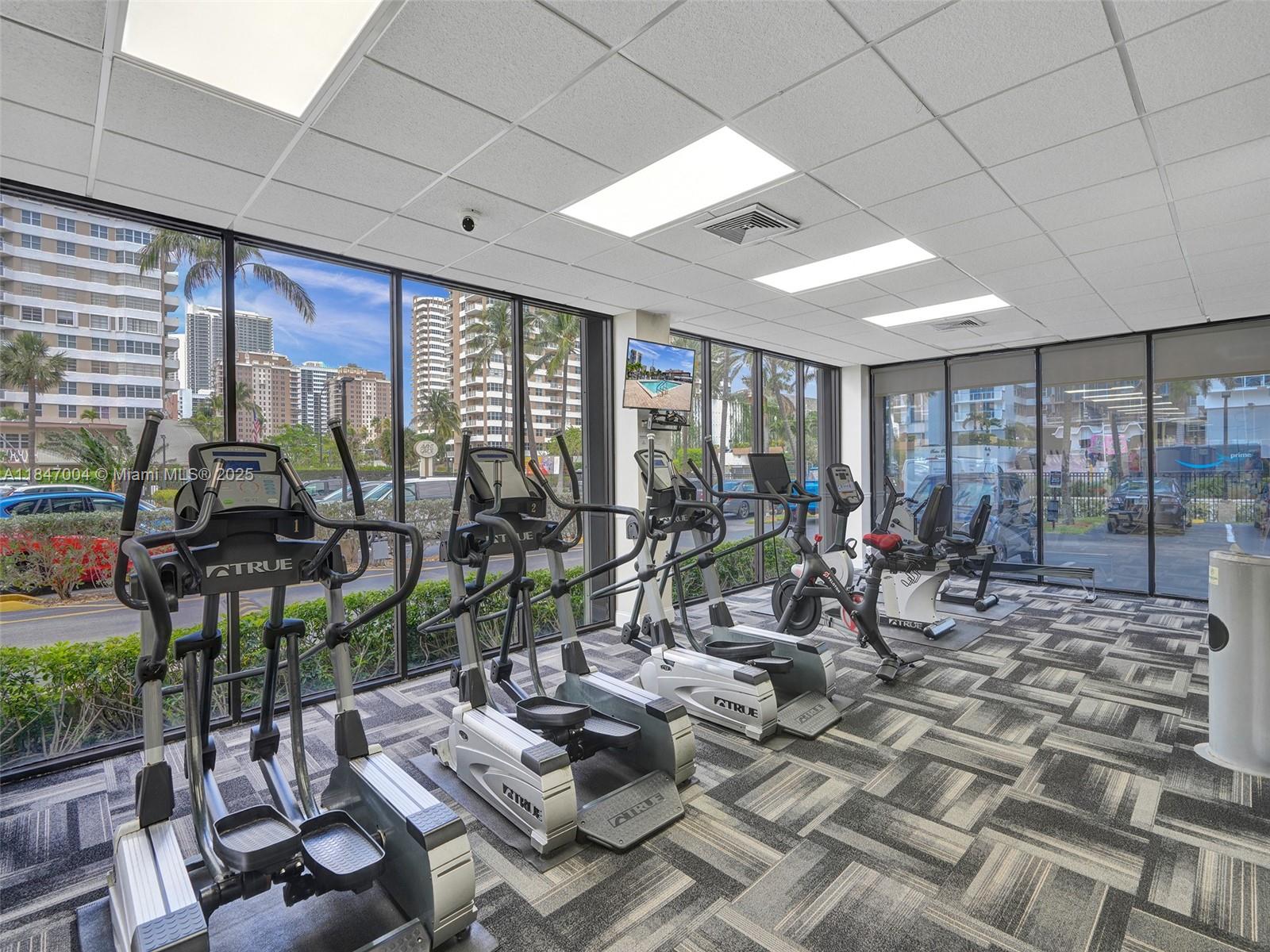 AVANT GARDE CONDO - Residential