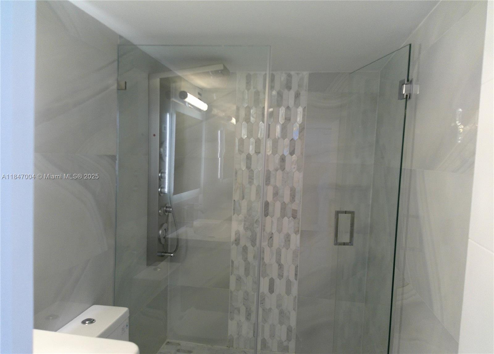 AVANT GARDE CONDO - Residential