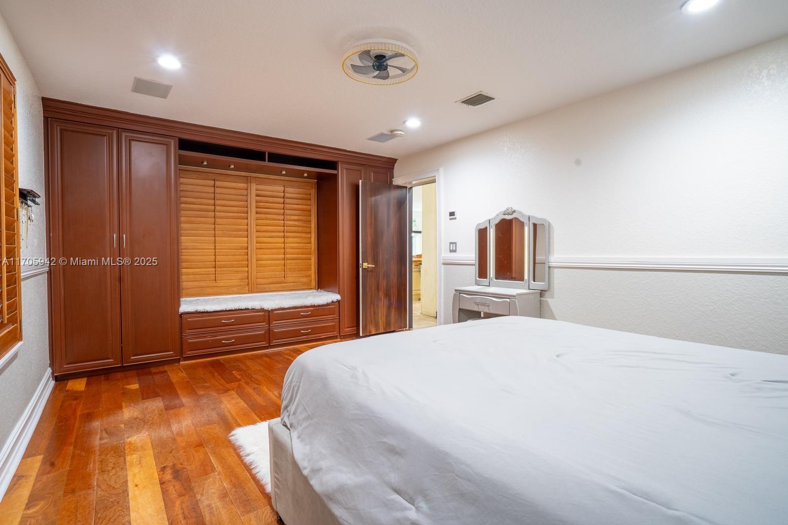 Pine Tree Estates - Residential