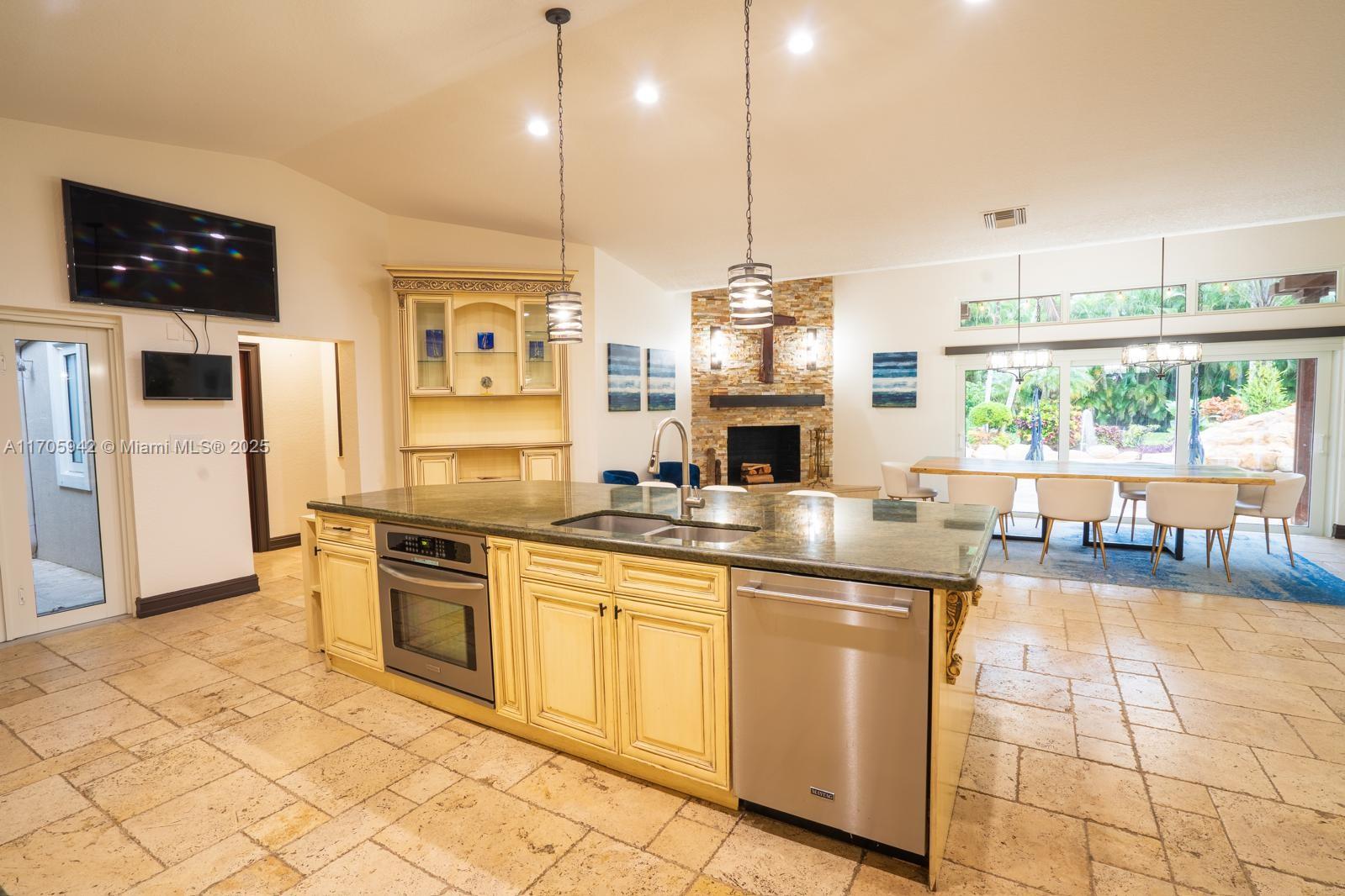 Pine Tree Estates - Residential