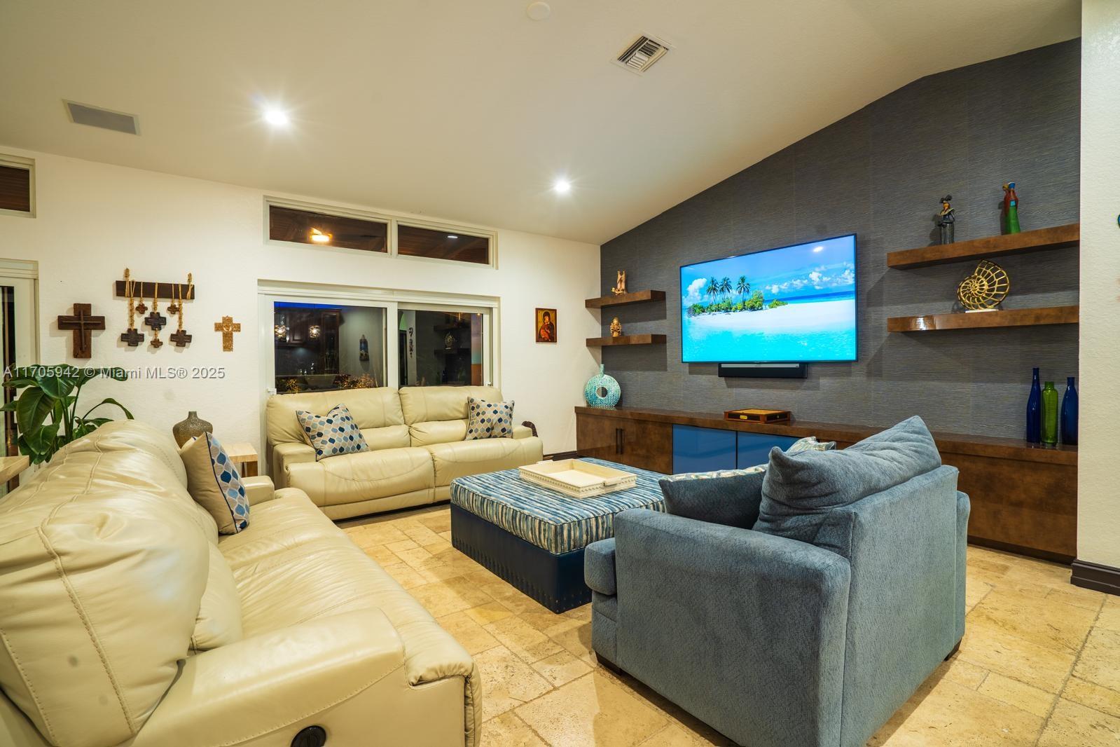 Pine Tree Estates - Residential