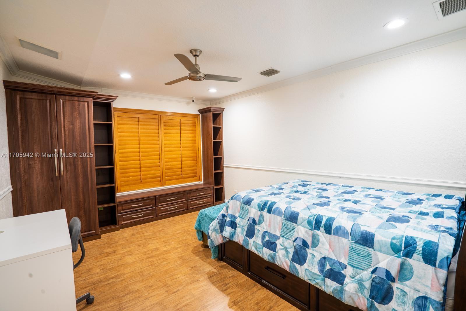 Pine Tree Estates - Residential