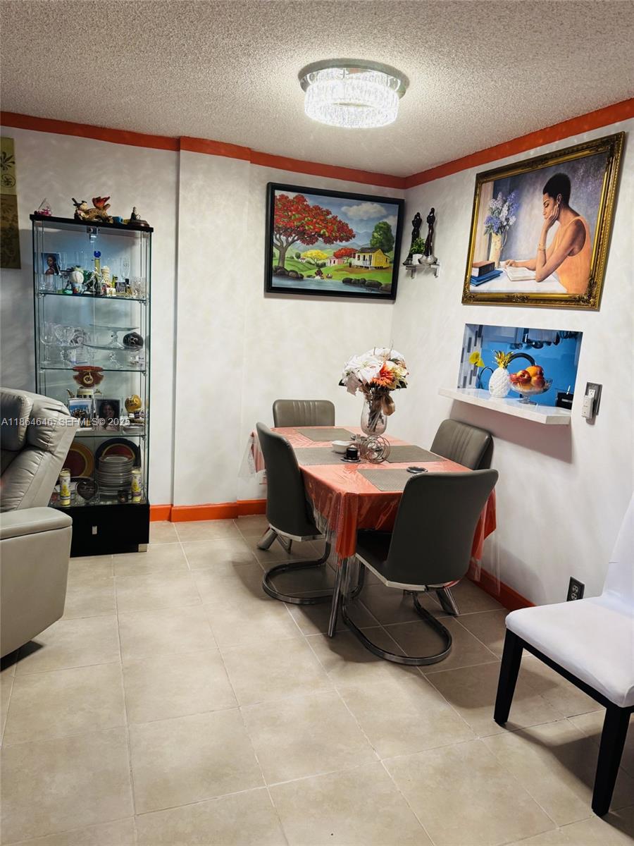 CYPRESS CHASE CONDO NO 8 - Residential