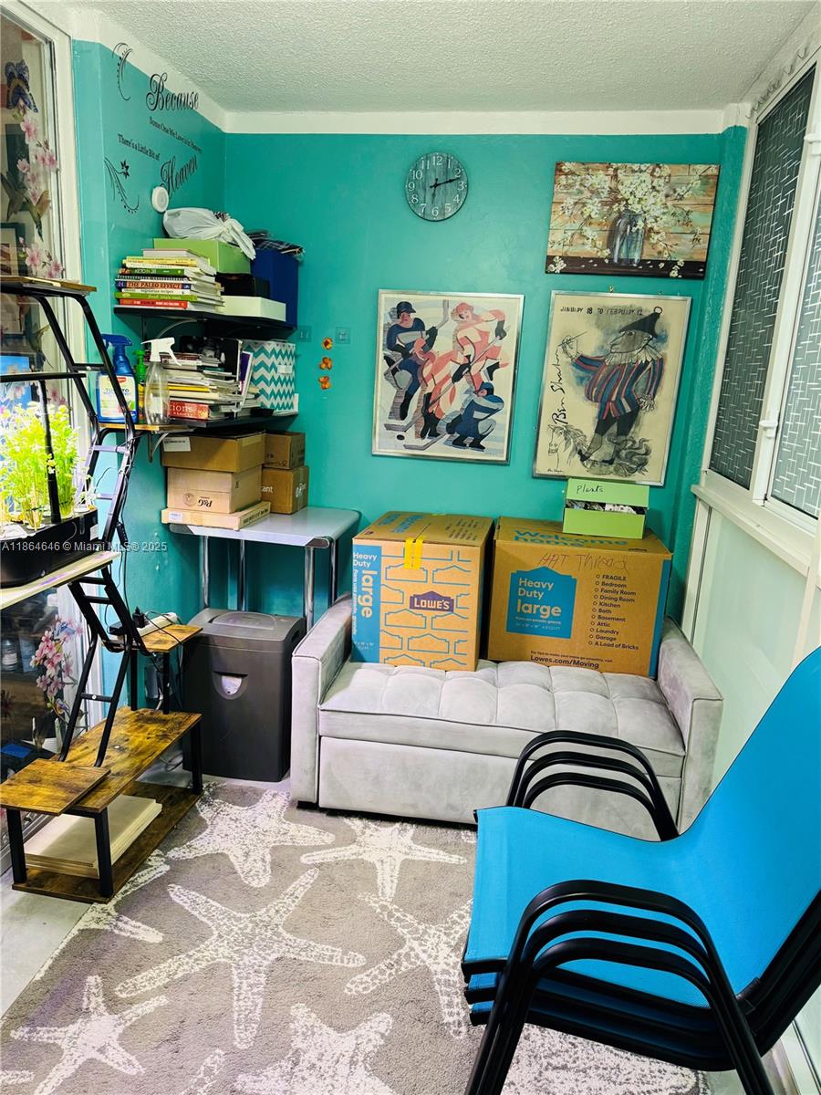 CYPRESS CHASE CONDO NO 8 - Residential