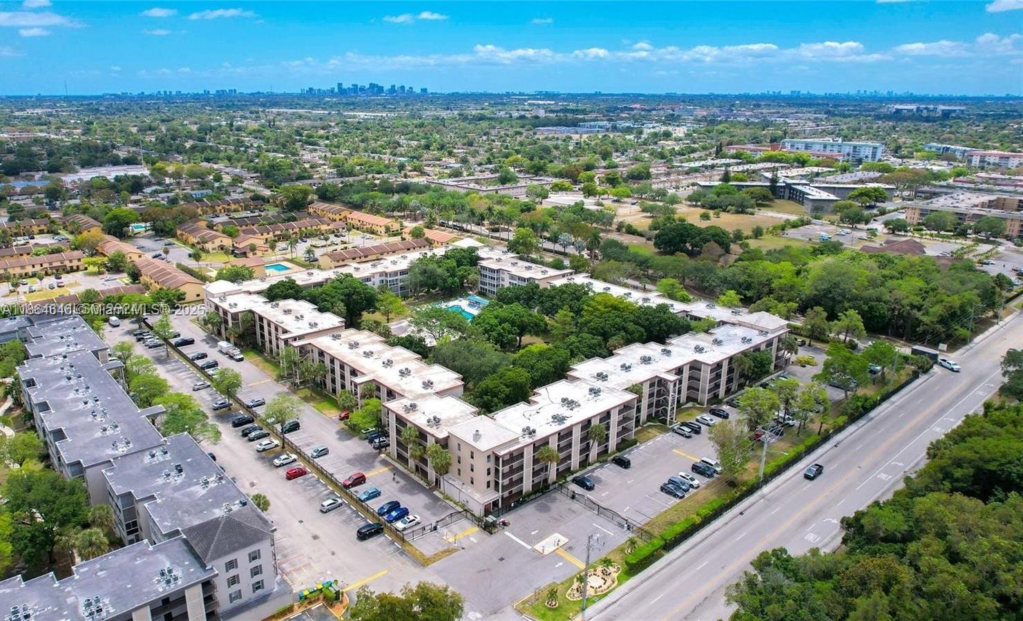 CYPRESS CHASE CONDO NO 8 - Residential