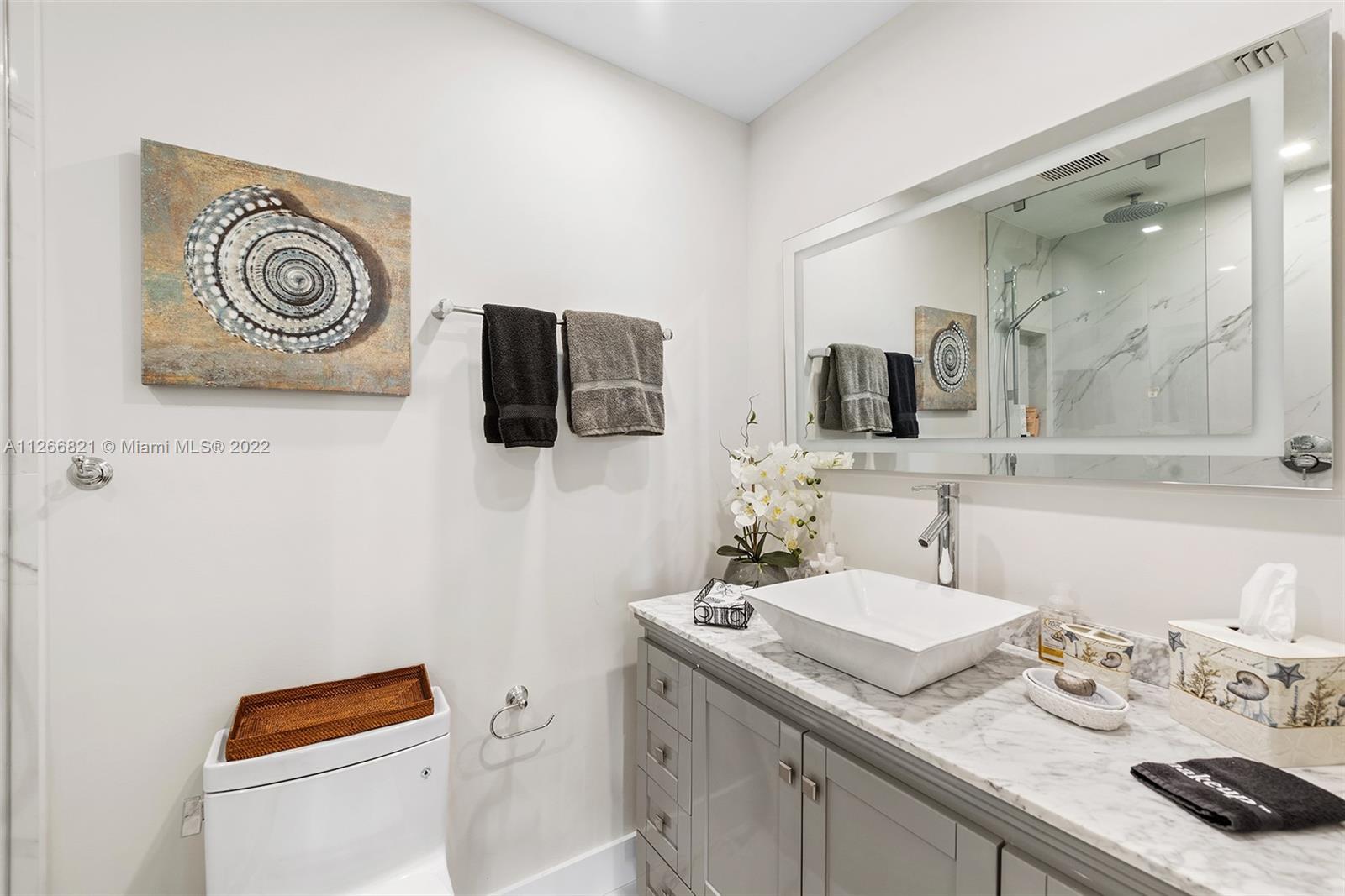 OCEANSIDE AT FISHER ISLAN - Residential