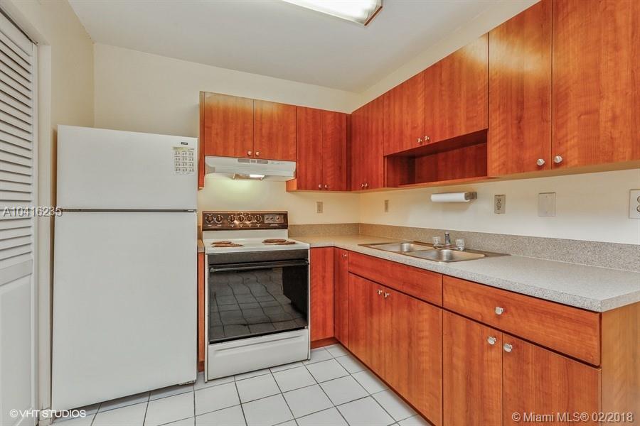 GARDENS OF HOMESTEAD - Residential