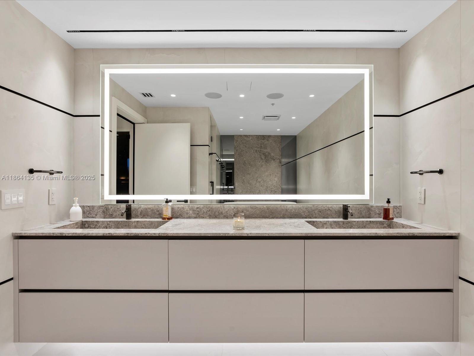 VILLAS OF POSITANO CONDO - Residential