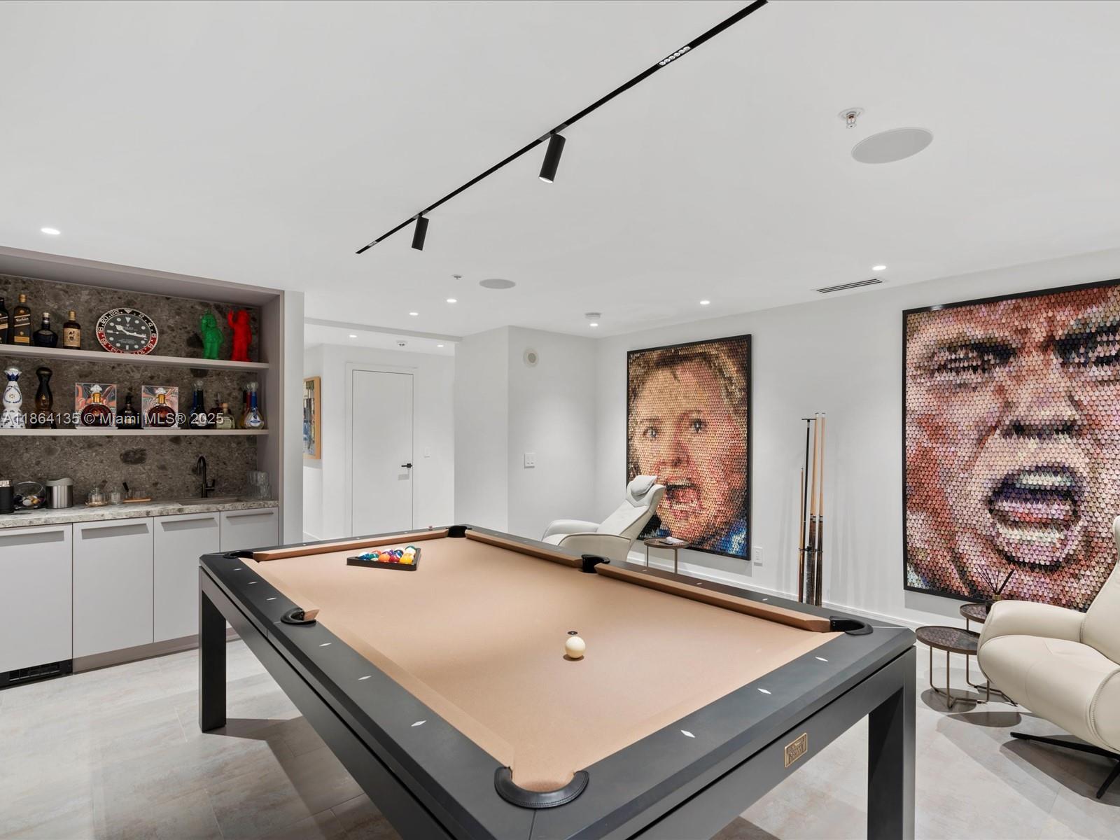 VILLAS OF POSITANO CONDO - Residential