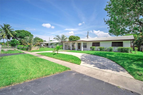 741 NE 8TH ST, POMPANO BEACH, FL 33060 - Image 70ac492f5310c869c05a803f2a781213/746972167